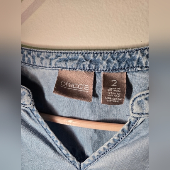 Chicos Womens 3/4 Length Sleeve Asymmetrical Denim Light Blue Top Size 2 - Picture 6 of 7